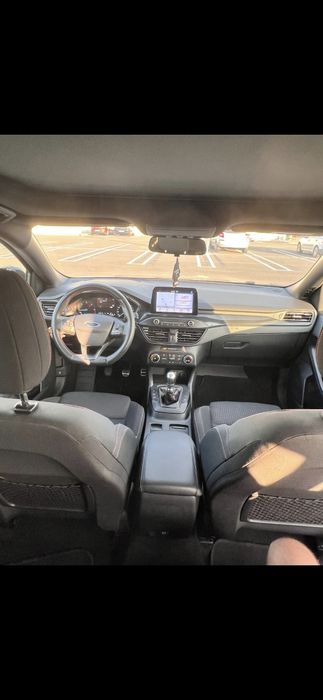Ford Focus ST-LINE 2019
Fabricatie 2019
Motor 2.0 TDCI / 150CP/ EURO 6