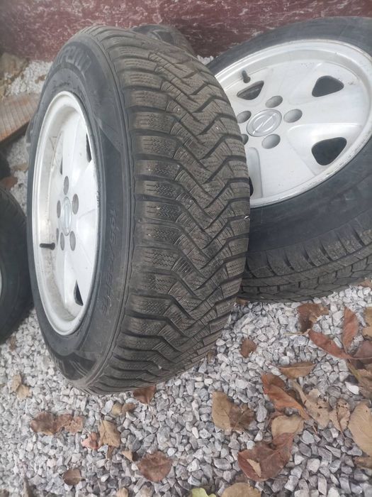 Гуми с джанти 15 цола