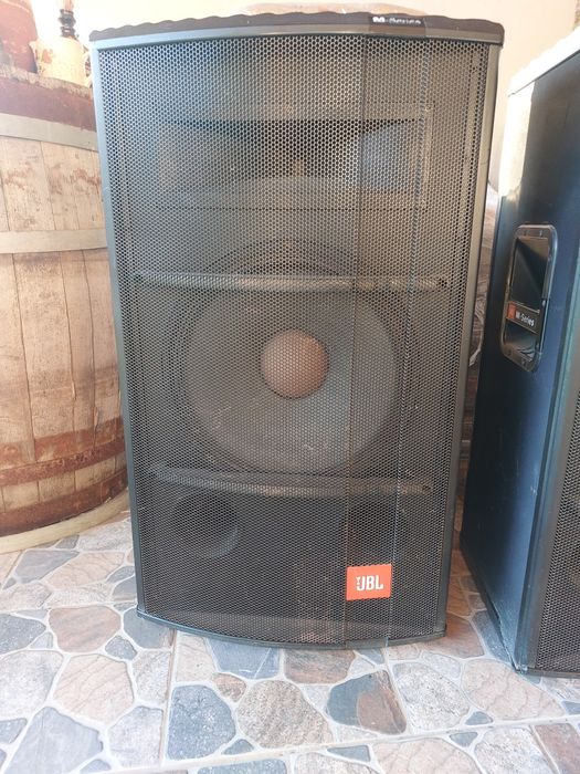Vând boxe jbl M350MK II