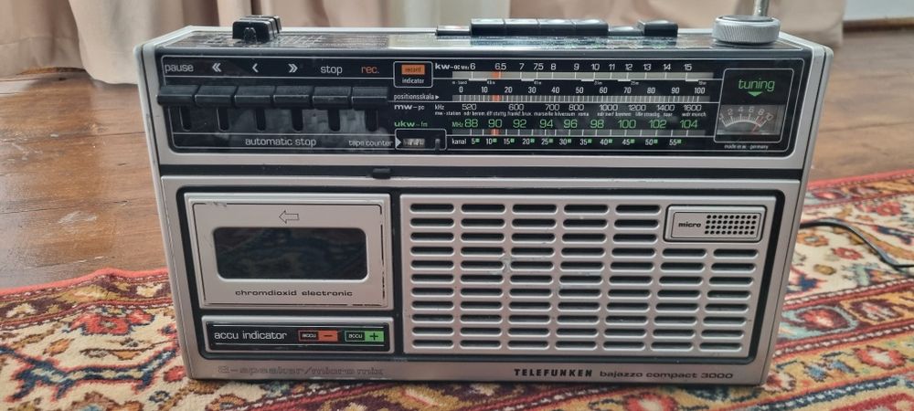 Radio casetofon Telefunken