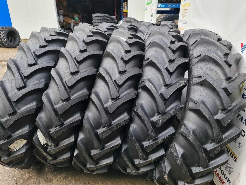 Cauciucuri noi 13.6-38 GRI 8PR anvelope tractor U650 sau INTERNATIONAL