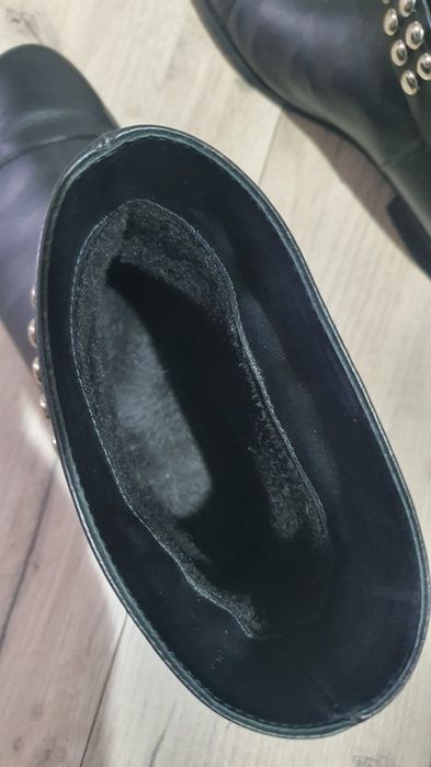 Ghete piele cu tinte 38