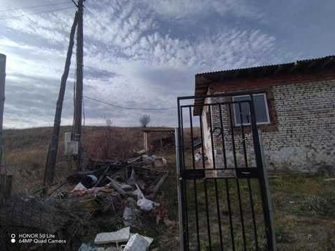 Имот с потенциал в живописното село Росоман