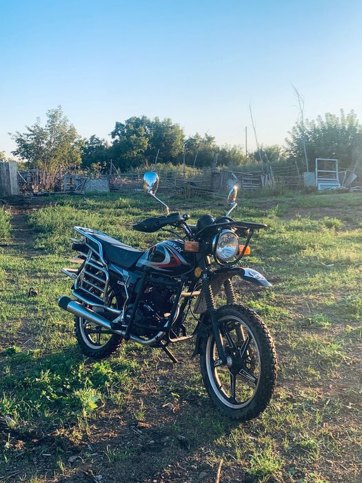 Продам мотоцикл сунлинг 200