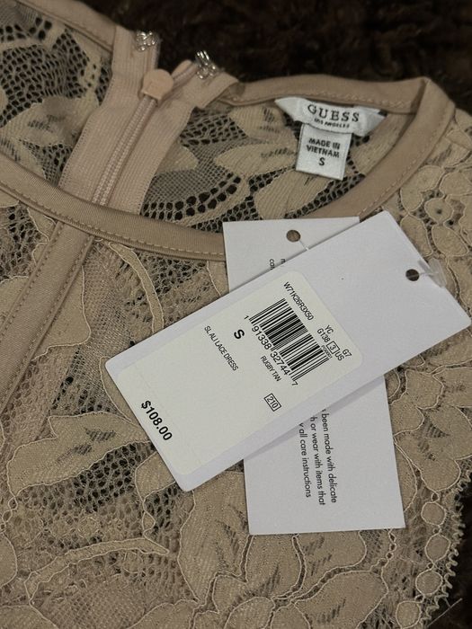 Оригинална рокля GUESS USA