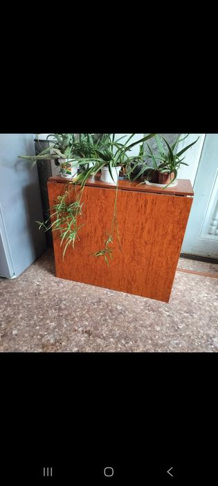 Стол книжка в хорошем состоянии