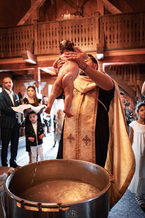 Fotograf Nunta Botez Majorat ( Optional Videograf , Cabina Foto )