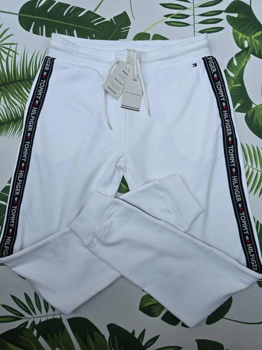 Tommy Hilfiger pantaloni damă M