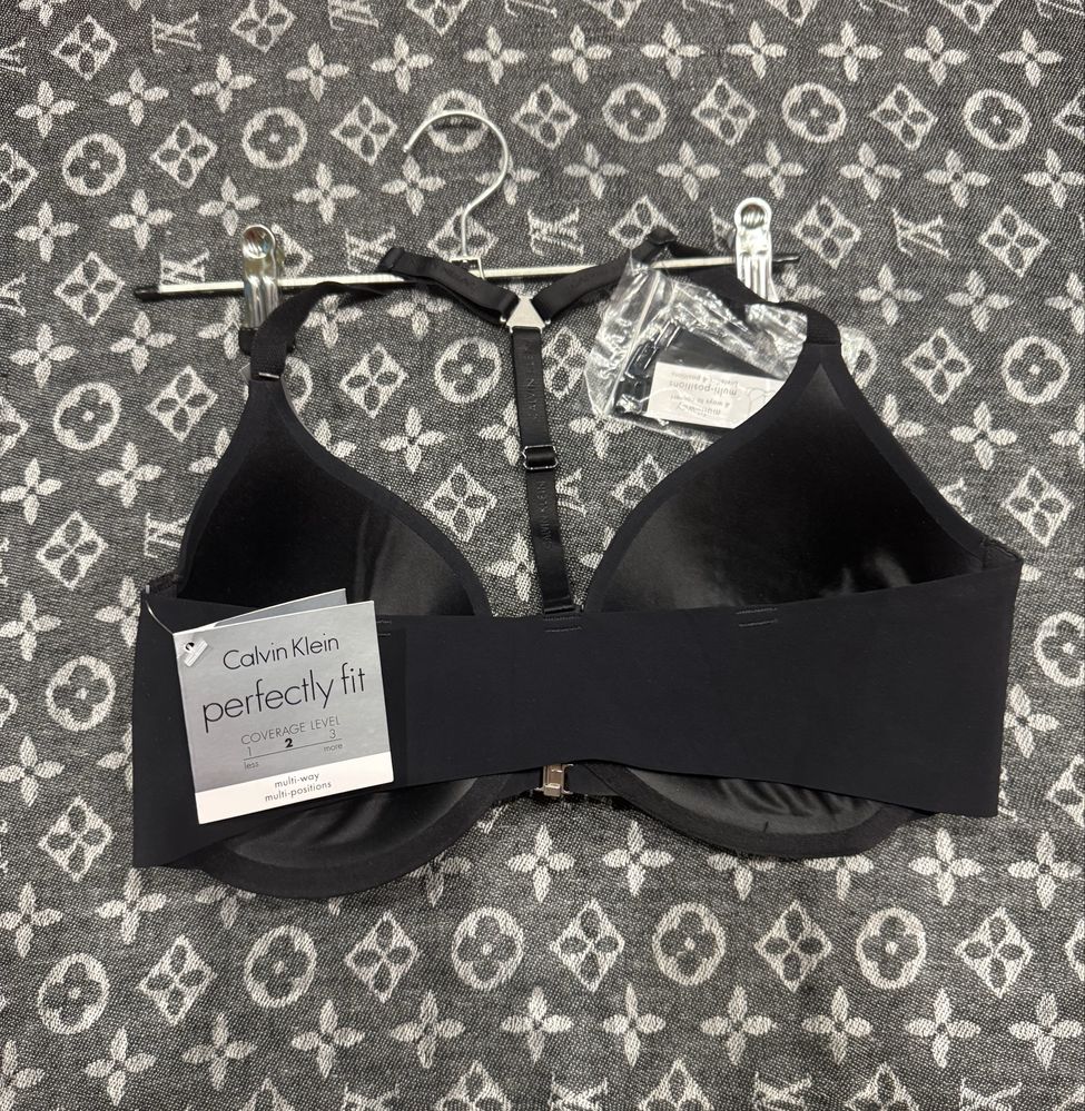 Сутиен Calvin Klein