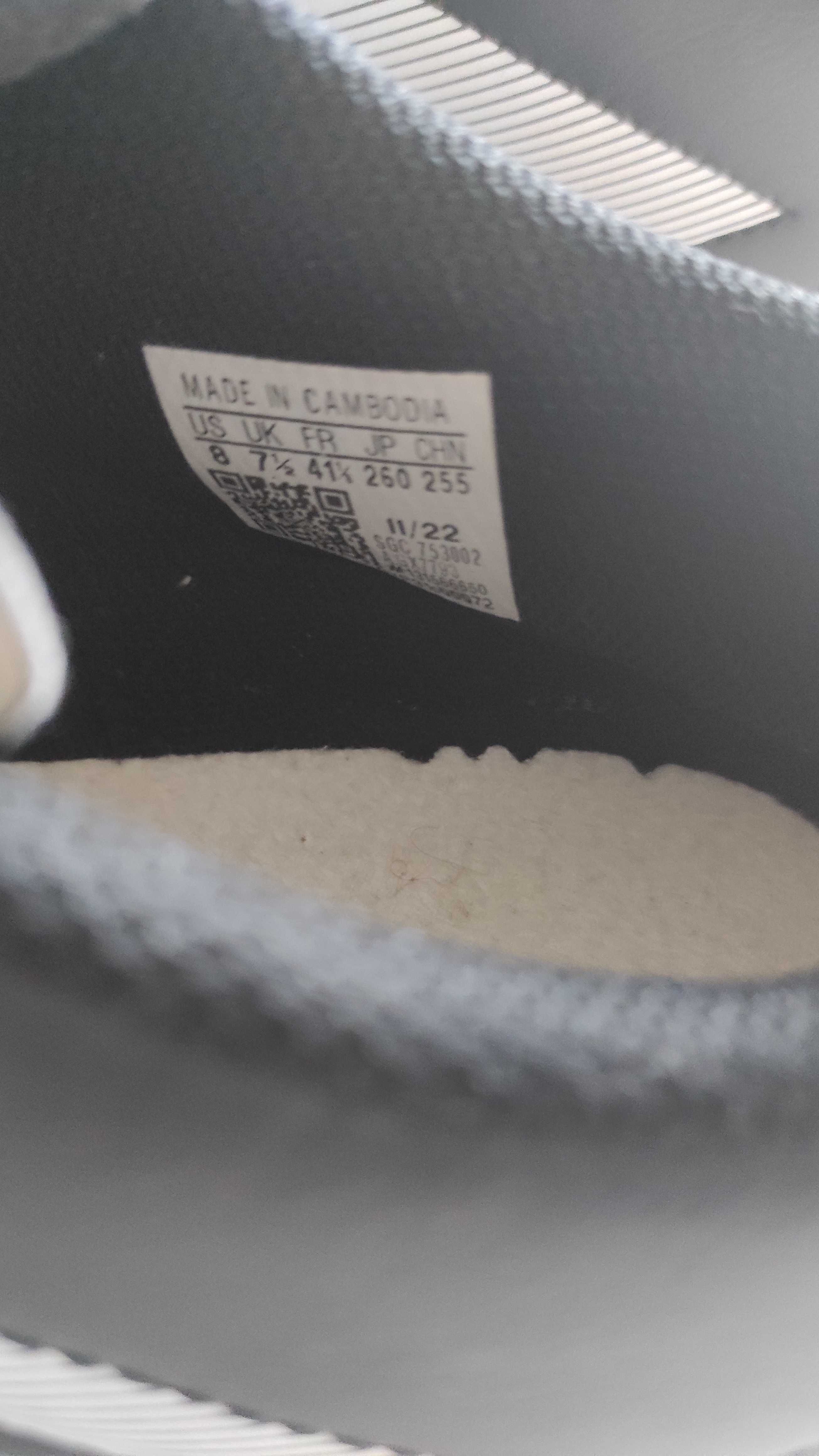 Калеври  Adidas номер 41.5