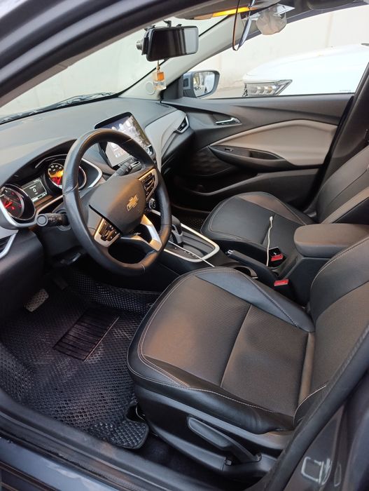 Продам свой Onix premier 2, 6 позиция