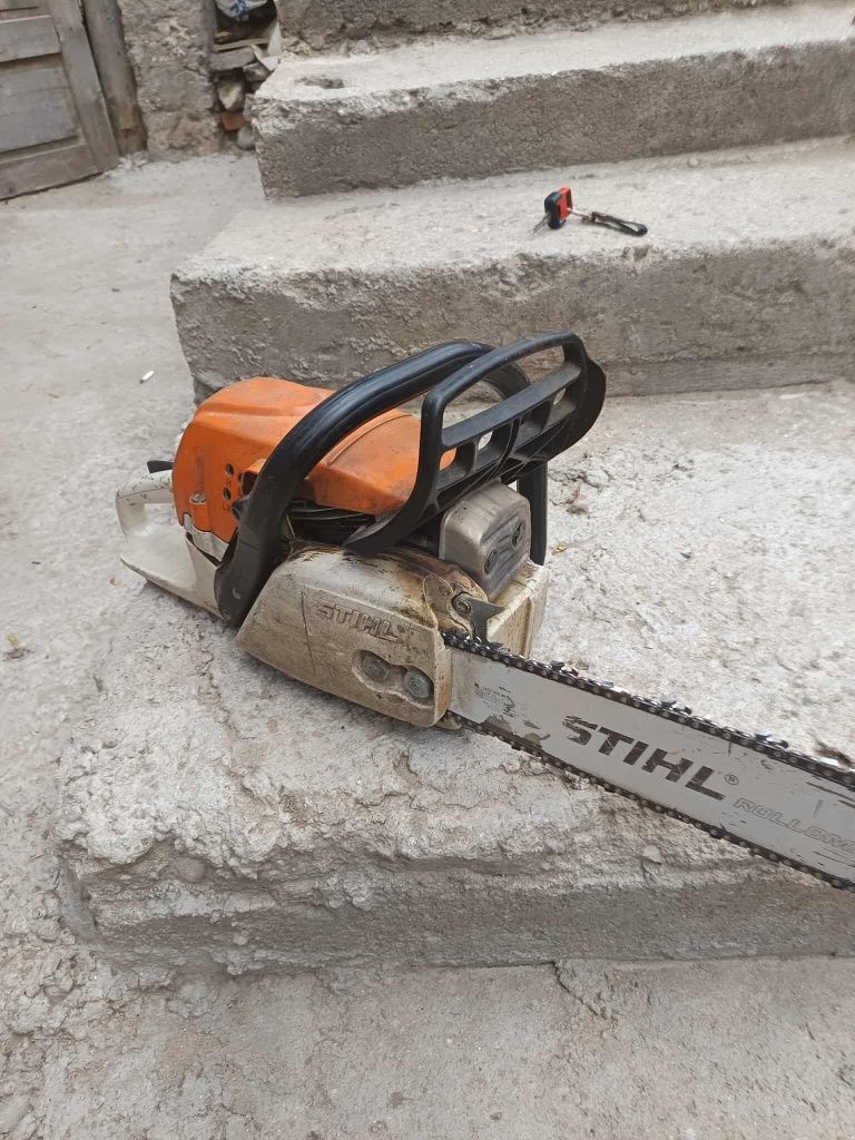 Stihl ms271.     .