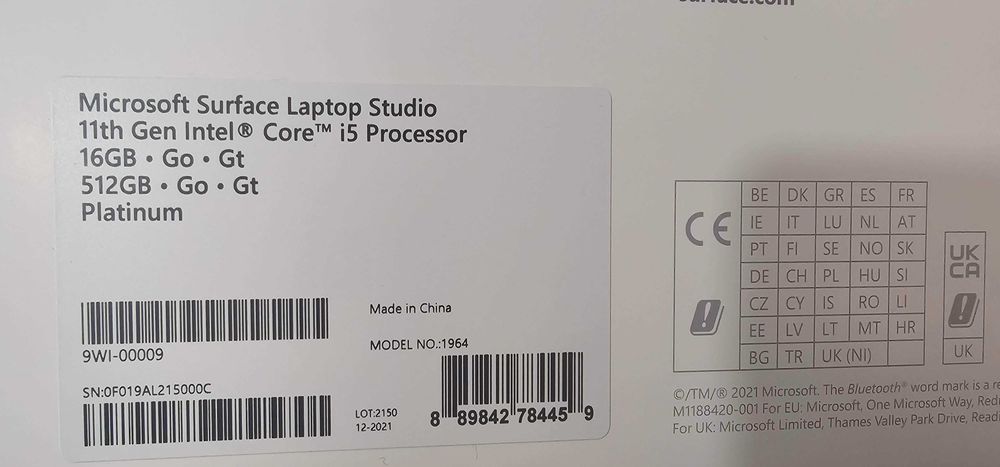 Surface Laptop Studio 14.4 - Intel Core i5, 16GB, 256GB тъч/таблет