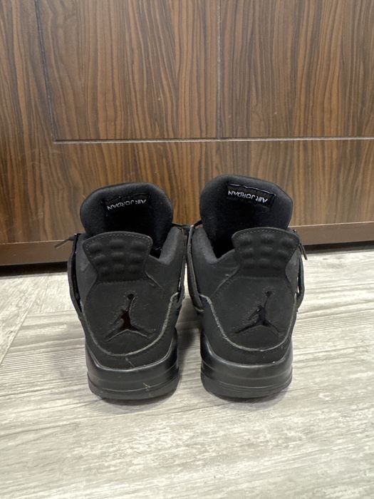Air Jordan 4 Black cat