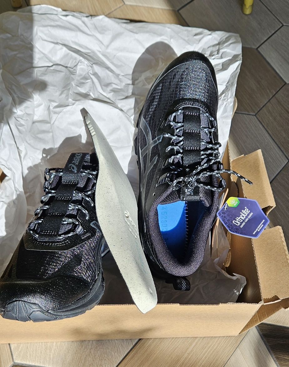 Asics Gel Quantum 360 VII noi – mărime 41-42, negri, originali