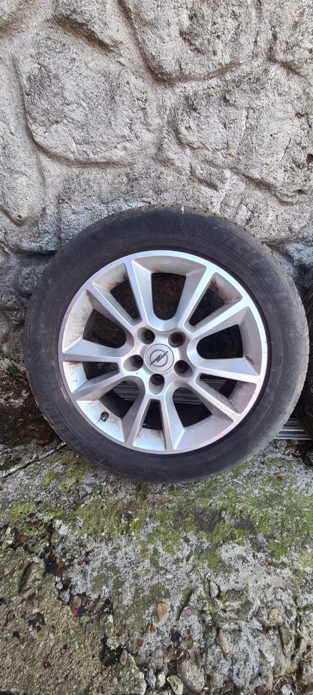 Vand jante aliaj 215/55/17 Opel Astra H