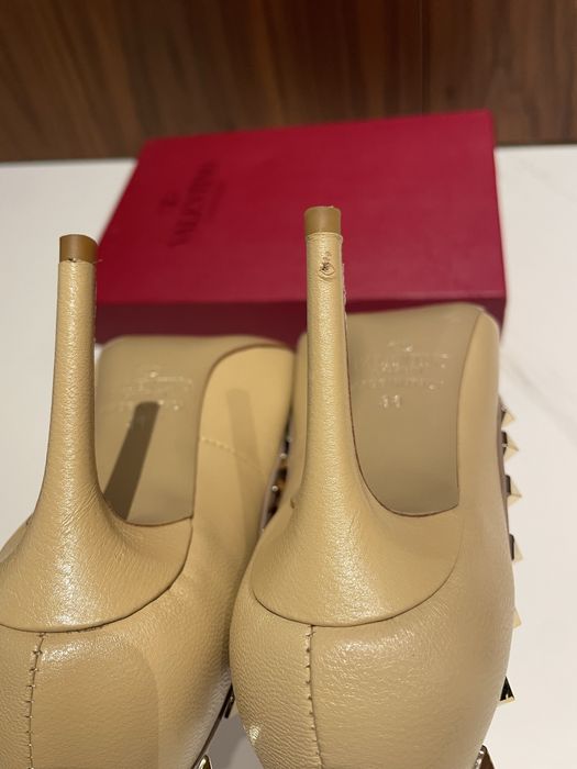Обувки VALENTINO оригинал