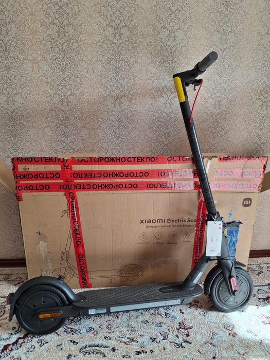 Продам новый электро самокат