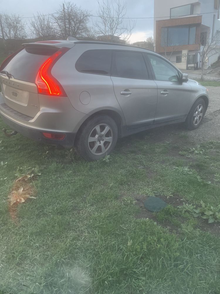 Vand volvo XC60 monovolum