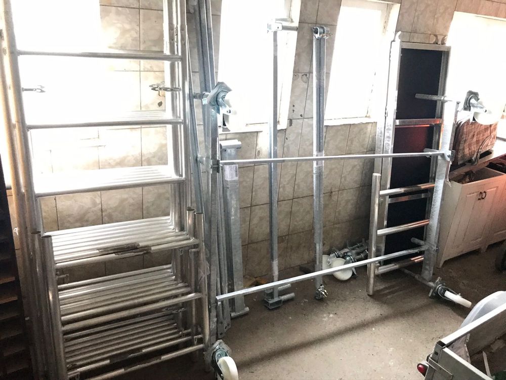 Inchiriere schele aluminiu