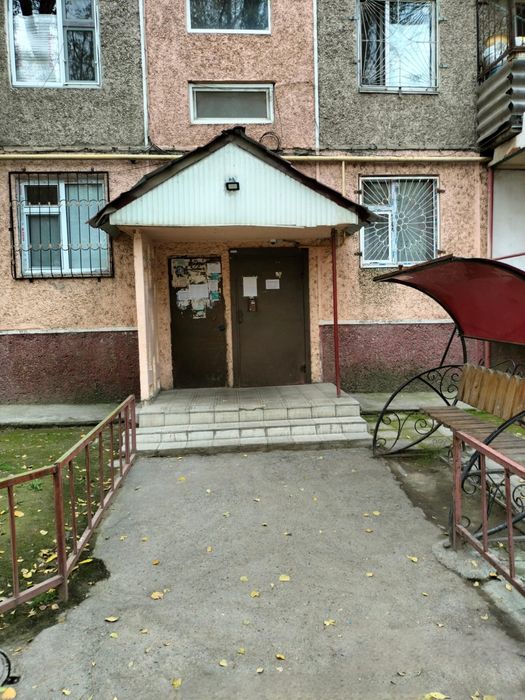 Продается квартира в 6 микрорайоне