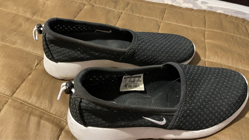 Nike спортни обувки