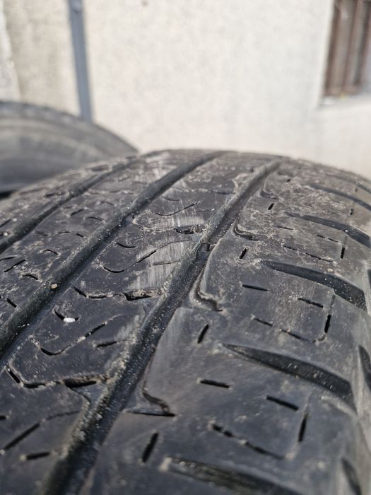 Летни гуми Michelin agilis camper 215-70-15
