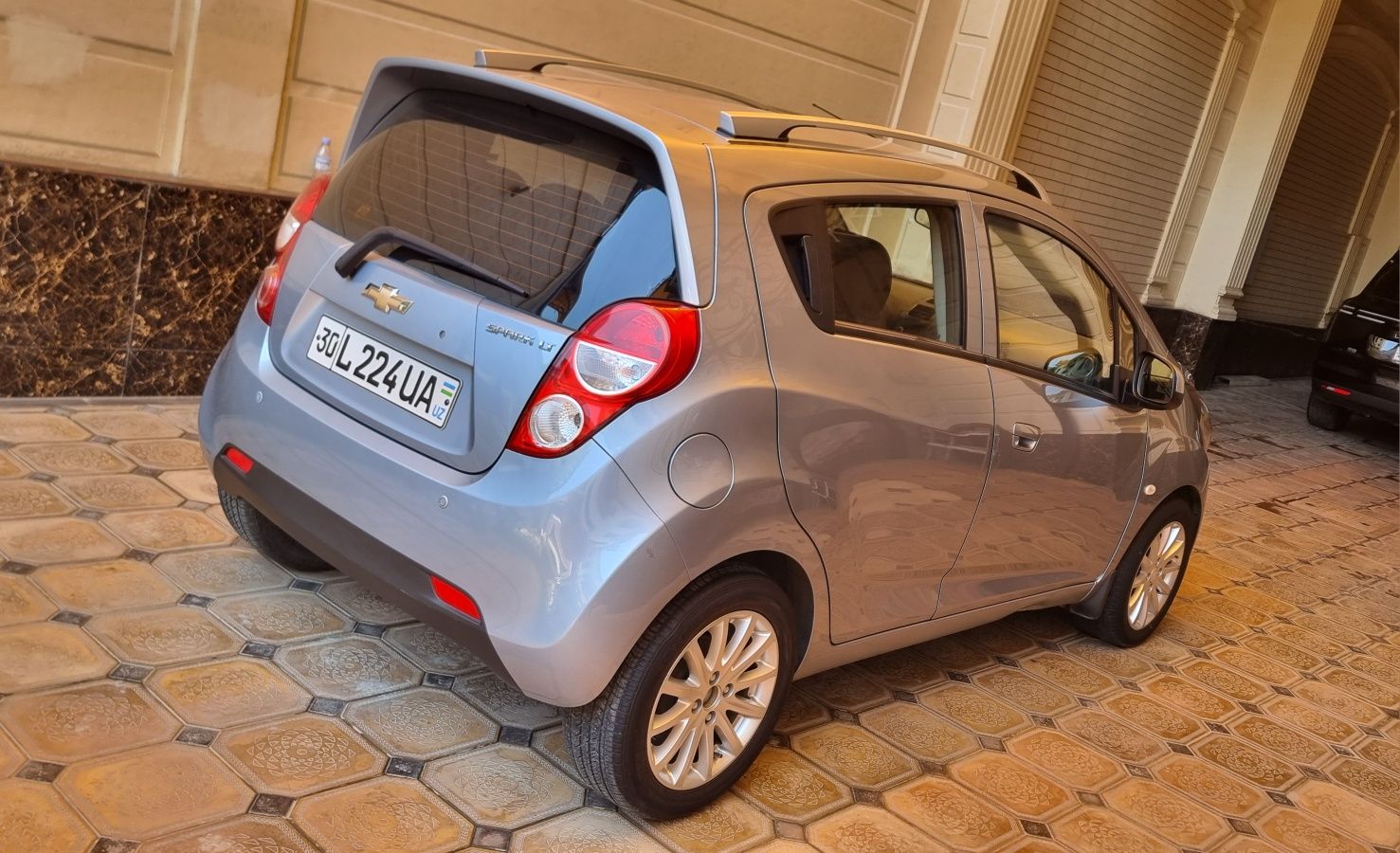 Vikubga 2020 Spark Avtomat 4-pozitsa kraskasi tozza
