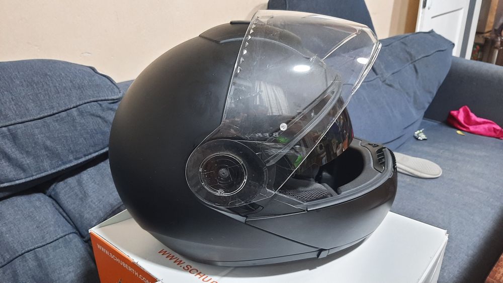 Модуларна каска schuberth C 3 XXXL  + интерком