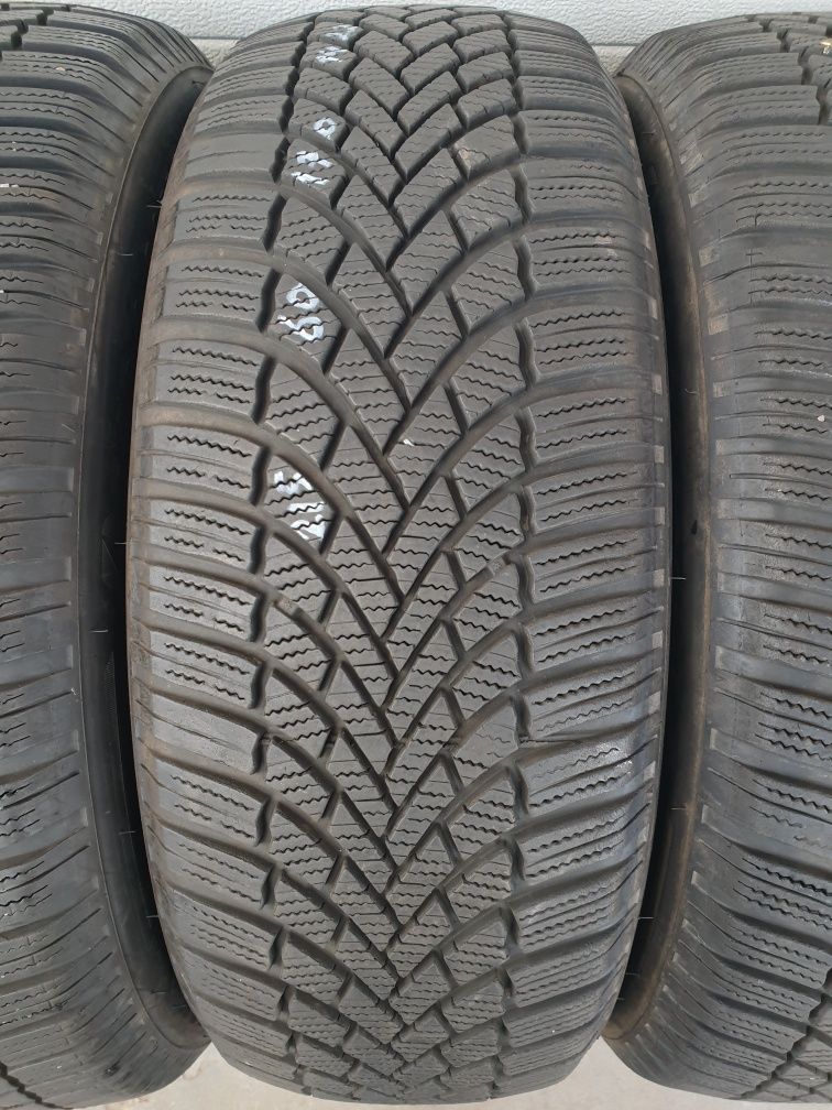 Зимни гуми 4 броя BRIDGESTONE Blizzak LM005 215 60 R17 дот 1422