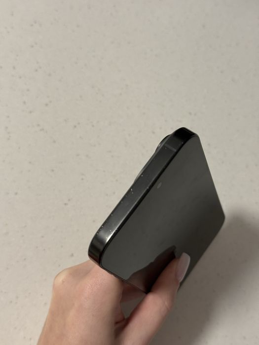 iPhone 16 Pro Max 93% baterie 512GB