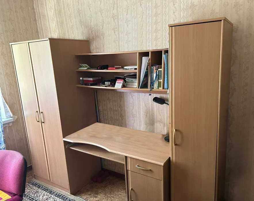 Мебель для детской /кабинета