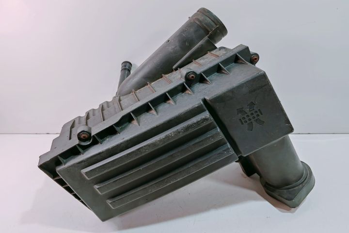 Carcasa  filtru aer 3C0129607BA / 3C0129601BK Skoda Octavia a 2-a gen