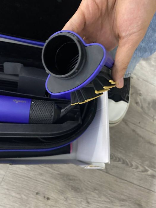 Dyson Airwrap HS05 фен, б/у