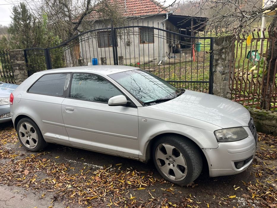 Audi a3 și saab 93