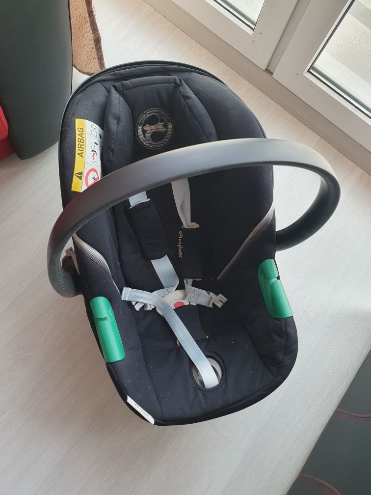 Scoica auto Cybex Aton S2 i-Size pentru copii, 45-87 cm