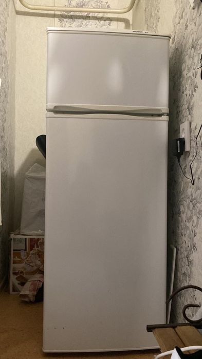 Холодильник продам
