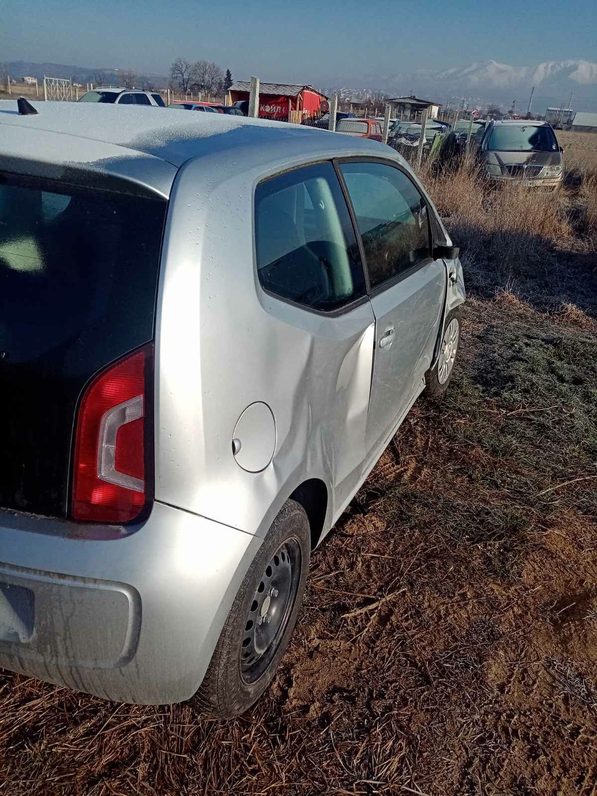 VW UP на части 2014 г