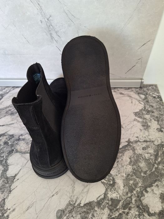 Два чифта Tommy hilfiger Chelsea мъжки боти 42 1/2 и 41 номер