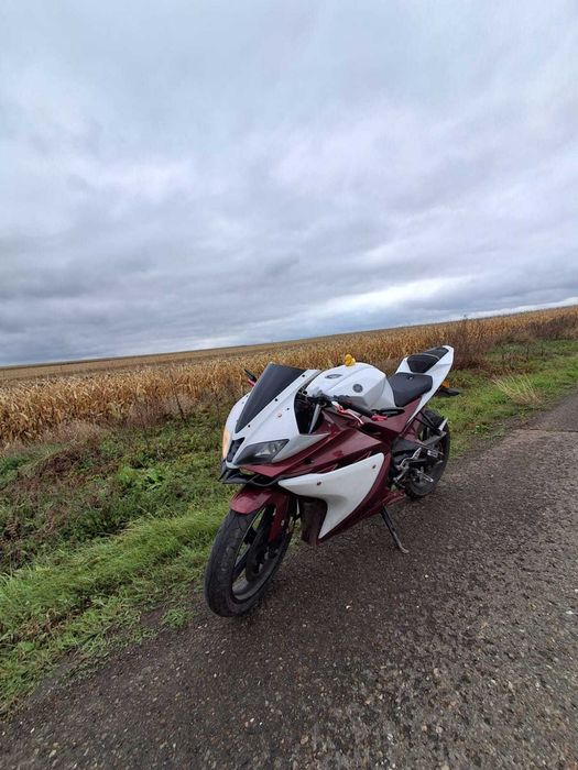 yamaha yzf r125 2012