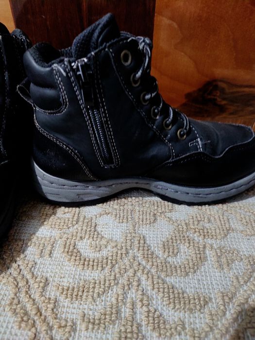 GHETE băieți pentru iarnă,mărimea 34.