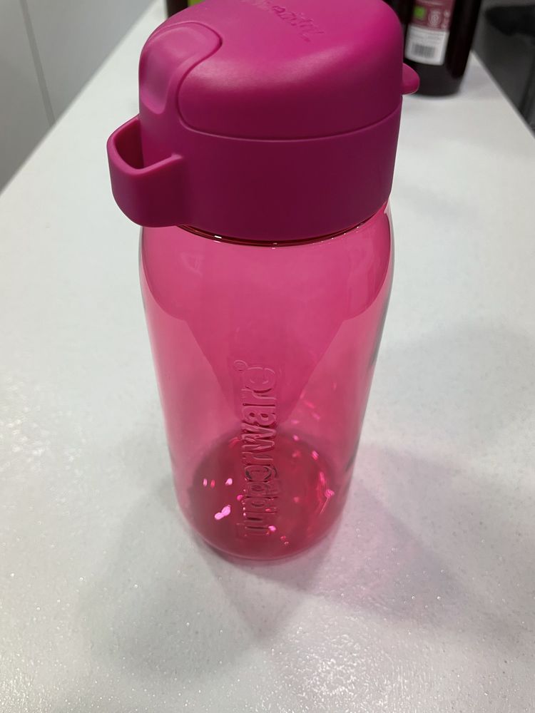 Чисто ново шише tupperware 500ml