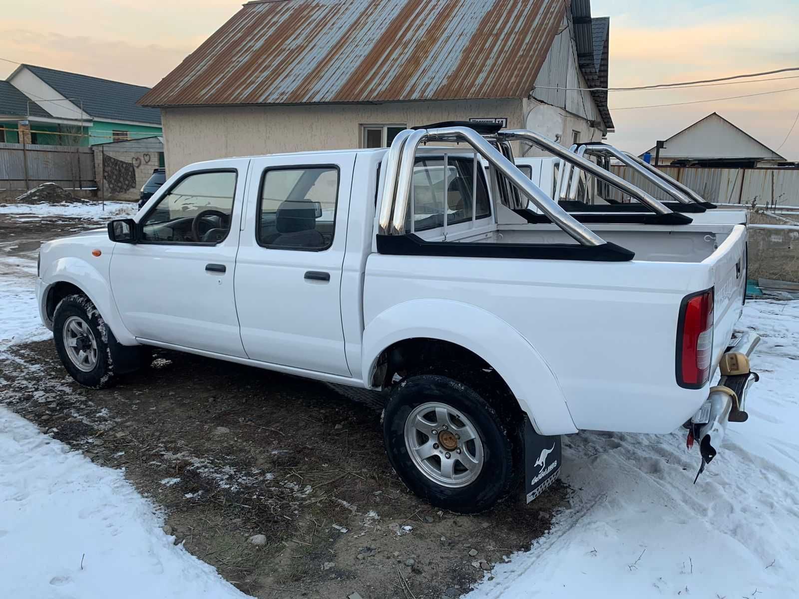 Nissan pickup NP300