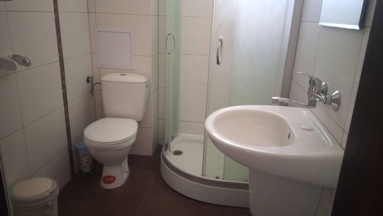 Дава се под наем Двустаен апартамент в Бургас, Сарафово - 64 кв.м за 306 € - Снимка #4