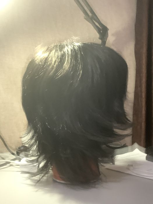 Продам аниме парик, черный цвет, в хорошем качестве, вместе сеткой