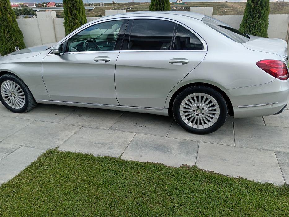 Mercedes C class 220