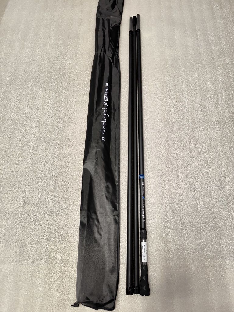 Coada Minciog Carbon FL Strategist 3.0 m 3 tronsoane