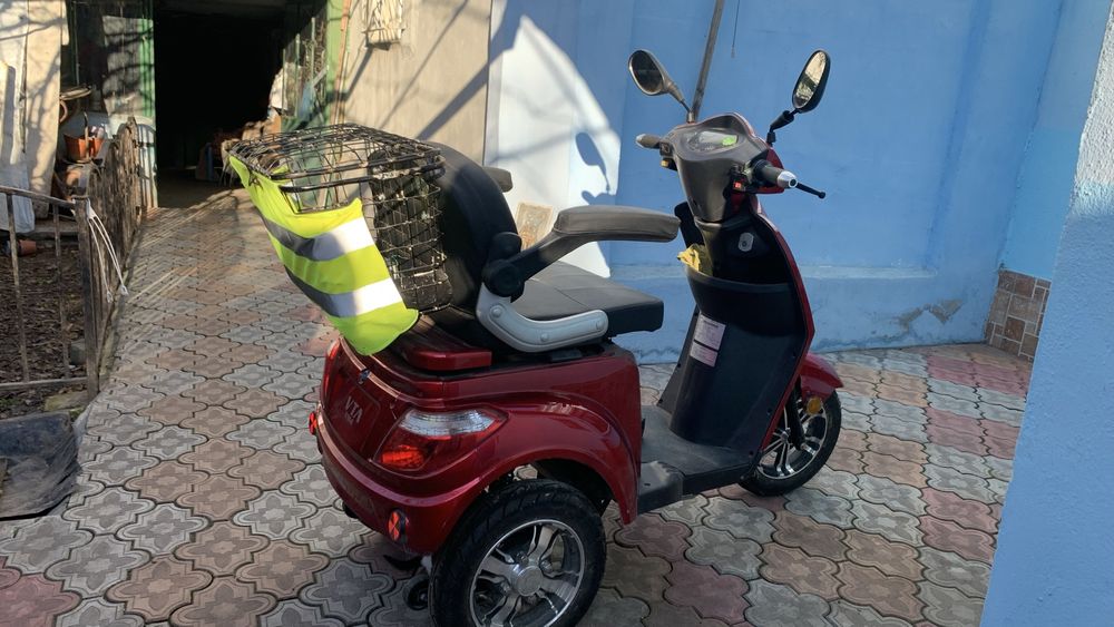 Triciclu electric