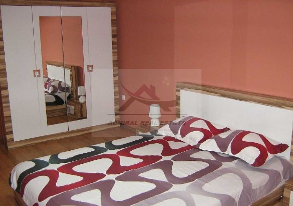 Дава се под наем Тристаен апартамент в Варна, Гръцка махала - 130 кв.м за 600 € - Снимка #3