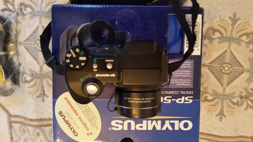 Olympus SP 500 UZ + подарък